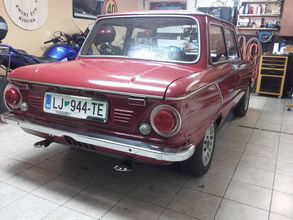 juse09p_050k.jpg