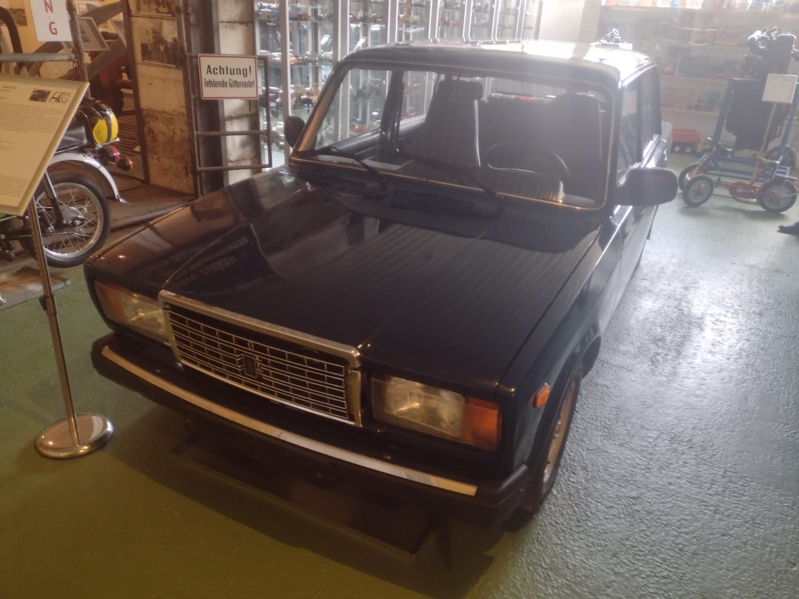 auerbach_2023_042.jpg auerbach_2023_042.jpg